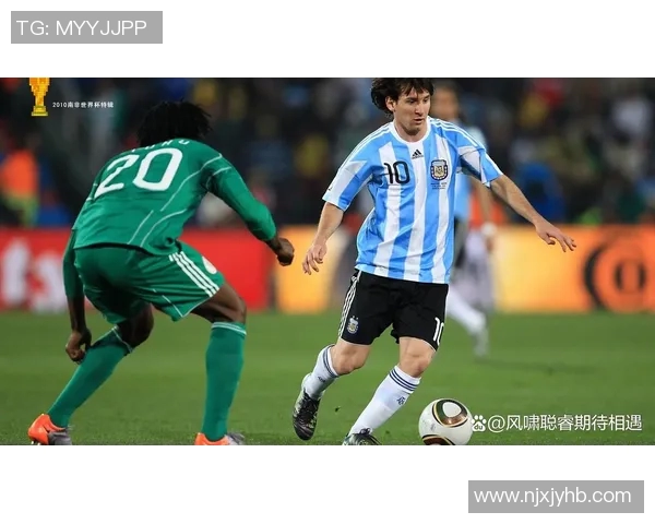 聚焦世界杯明星球员风采与表现 揭秘赛场上的精彩瞬间与背后故事